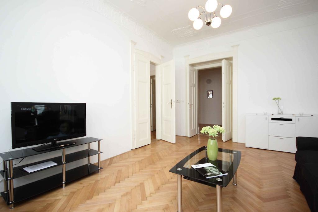 Prague Central Exclusive Apartments Room photo